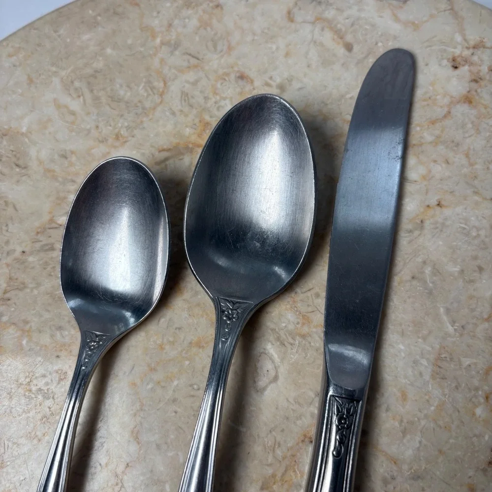 International Stainless Verona Flatware 3pc Set Silver Rose‎ Korea Knife Spoons